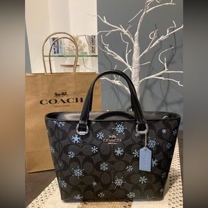 SOLD!!  NEW COACH SATCHEL/CROSSBODY BAG IN SIGNATURE CANVAS WITH SNOWFLAKE PRINT
